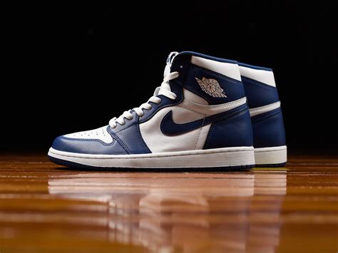 nike half hoge sneaker|Nike jordan 1 high og.